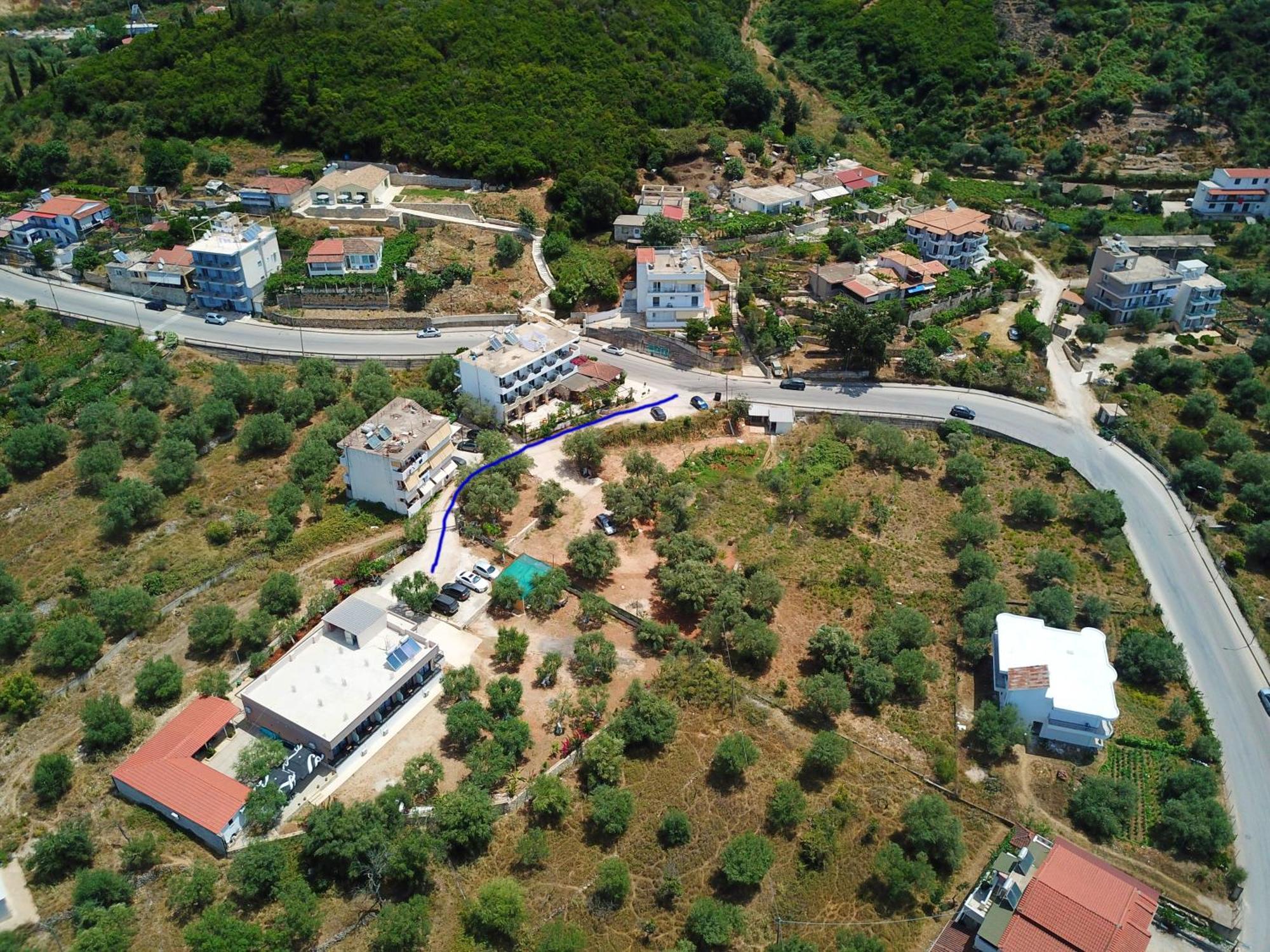 Отель Mezzanine Bay Химара Экстерьер фото